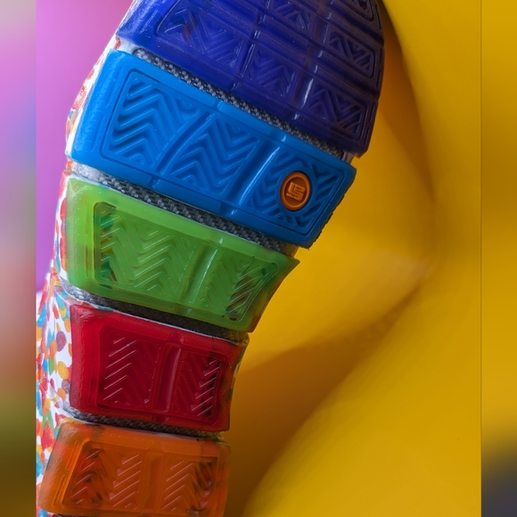 Size 10 W, 8.5 M - Nike Zoom LeBron 4 2024 Fruity Pebbles DQ9310-100 - Picture 15 of 15